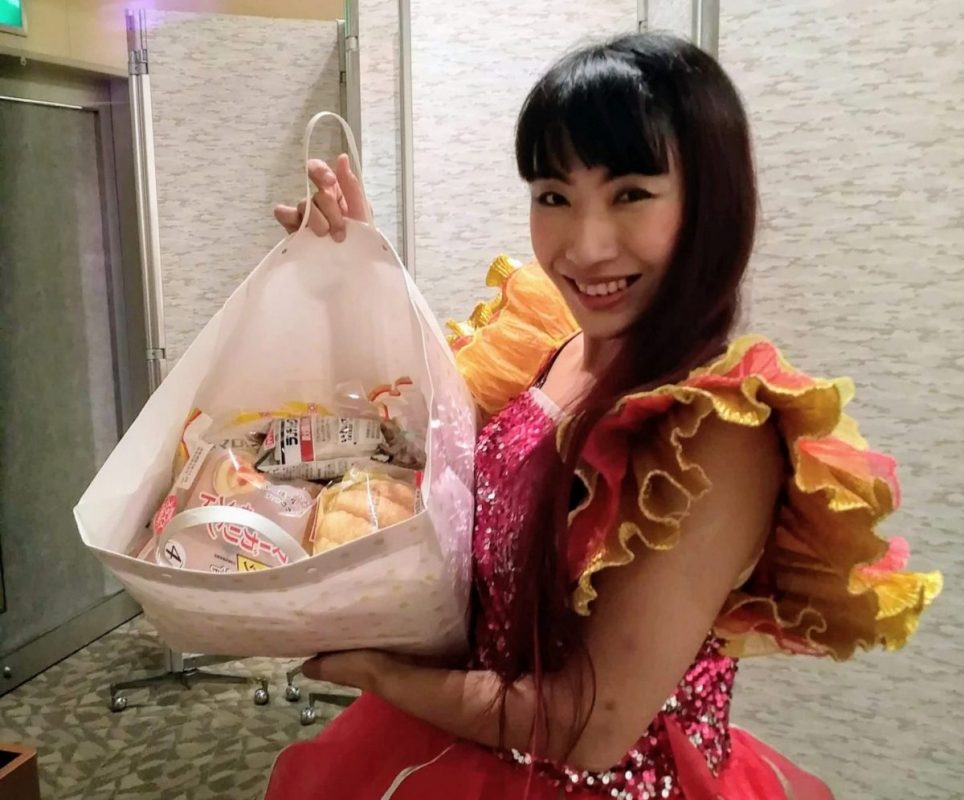 山梨県石和温泉ホテル春日居様にて企業様パーティ余興でマジック