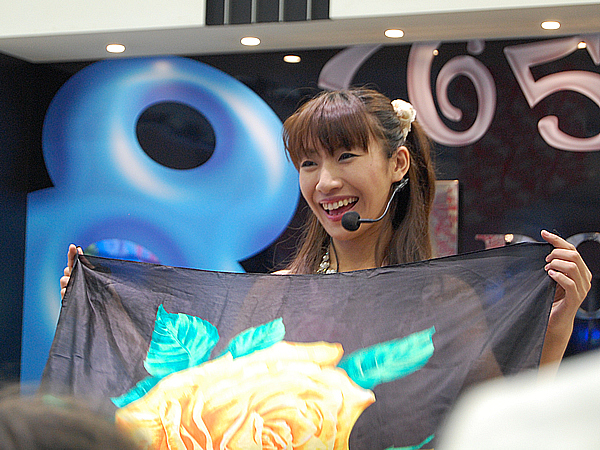 奈良県アミューズメント施設イベントにてマジックショー