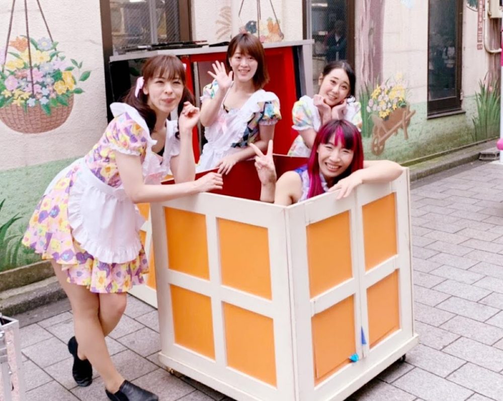 高円寺びっくり大道芸　イリュージョン