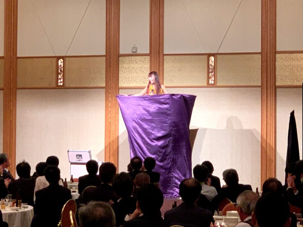 台風前日の長野　企業様パーティで出張イリュージョンマジック