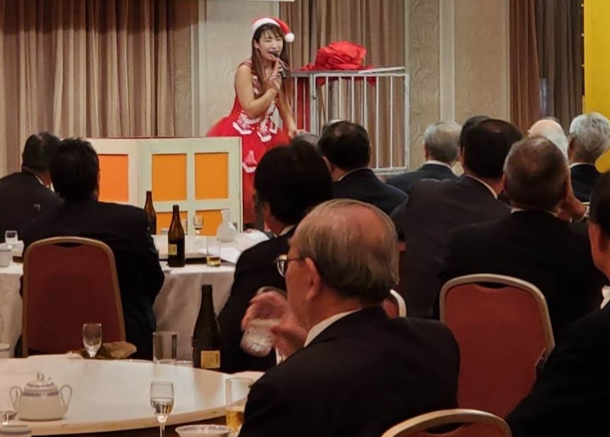 東京　飯田橋グランドパレス様にて忘年会パーティの余興イリュージョンマジック