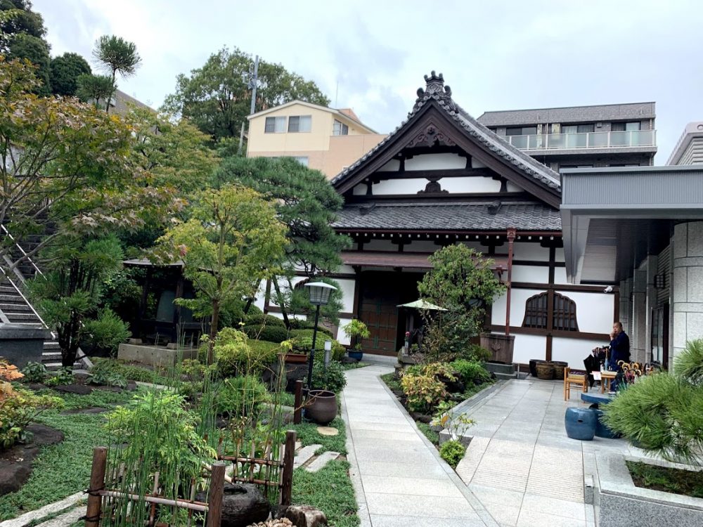 品川・正覚寺様にて三遊亭兼好師匠の落語会でマジック