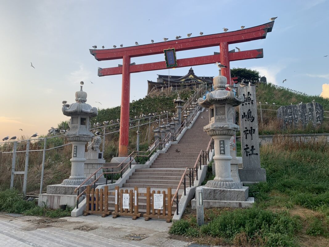 青森県八戸　蕪島神社