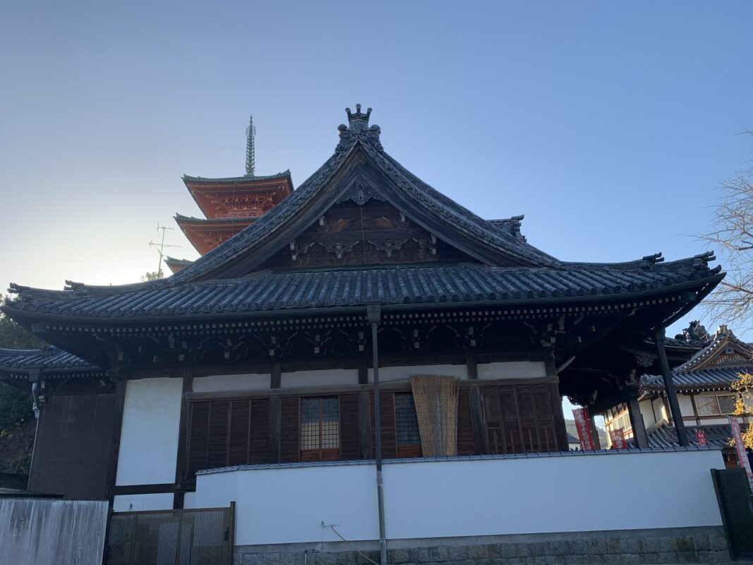 西光寺・奥の院 誓願之塔