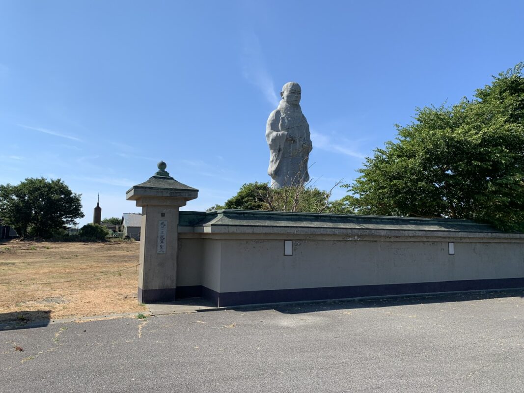 越後の里親鸞聖人 西方の湯