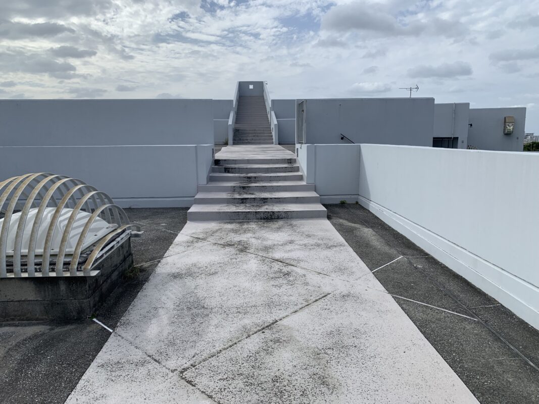 マジシャン 沖縄旅　宜野湾市・佐喜真美術館