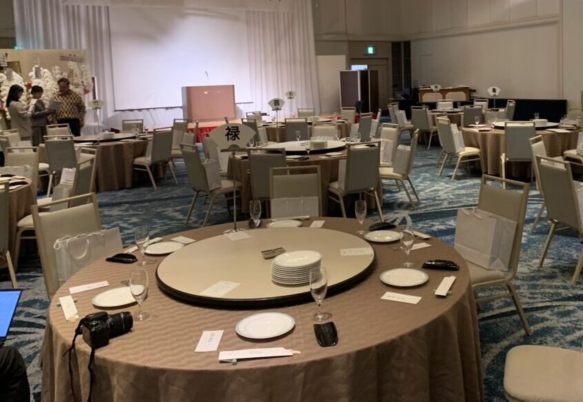 島根県松江市　創業30周年式典でマジックショー