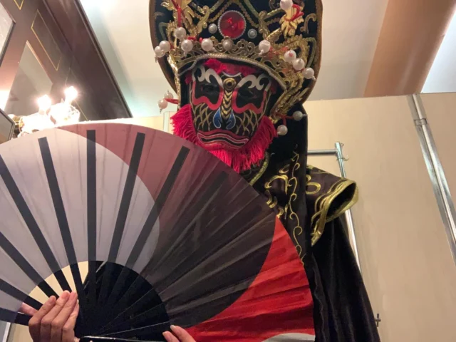 鳥取 出張マジシャン・イリュージョンマジック派遣依頼 | 女性